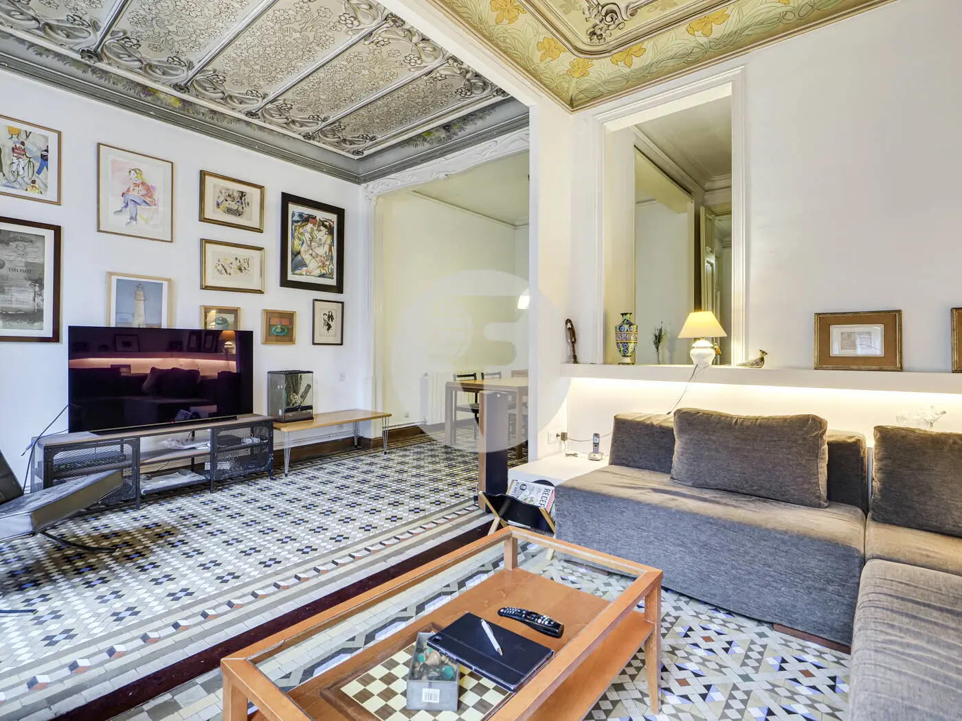 Magnificent 3 bedroom apartment in the Dreta de l'Eixample of Barcelona 8