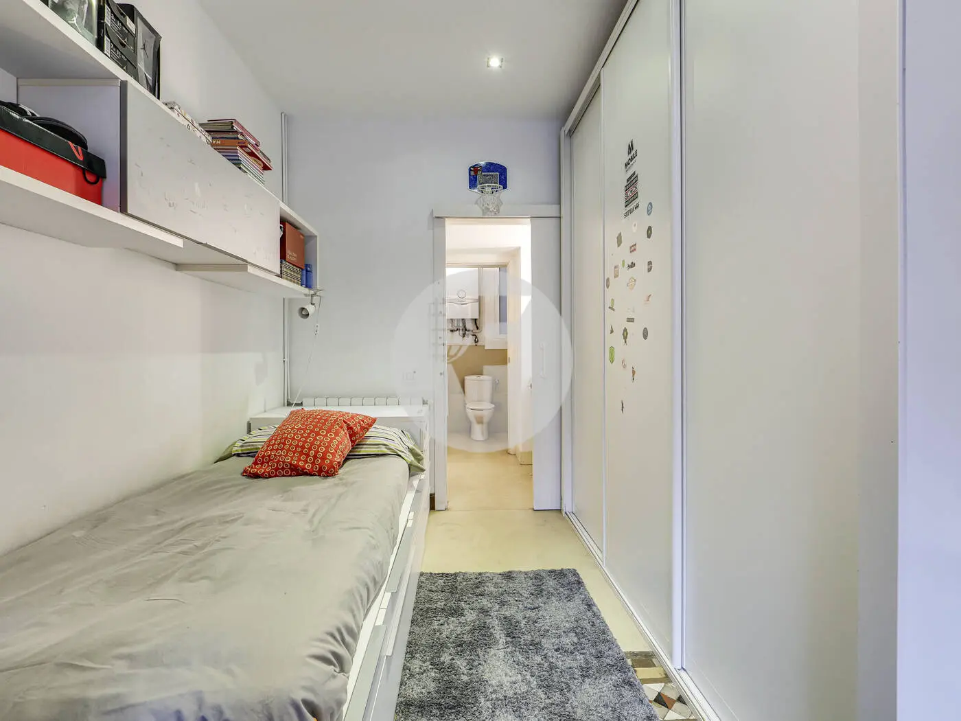 Magnificent 3 bedroom apartment in the Dreta de l'Eixample of Barcelona 40