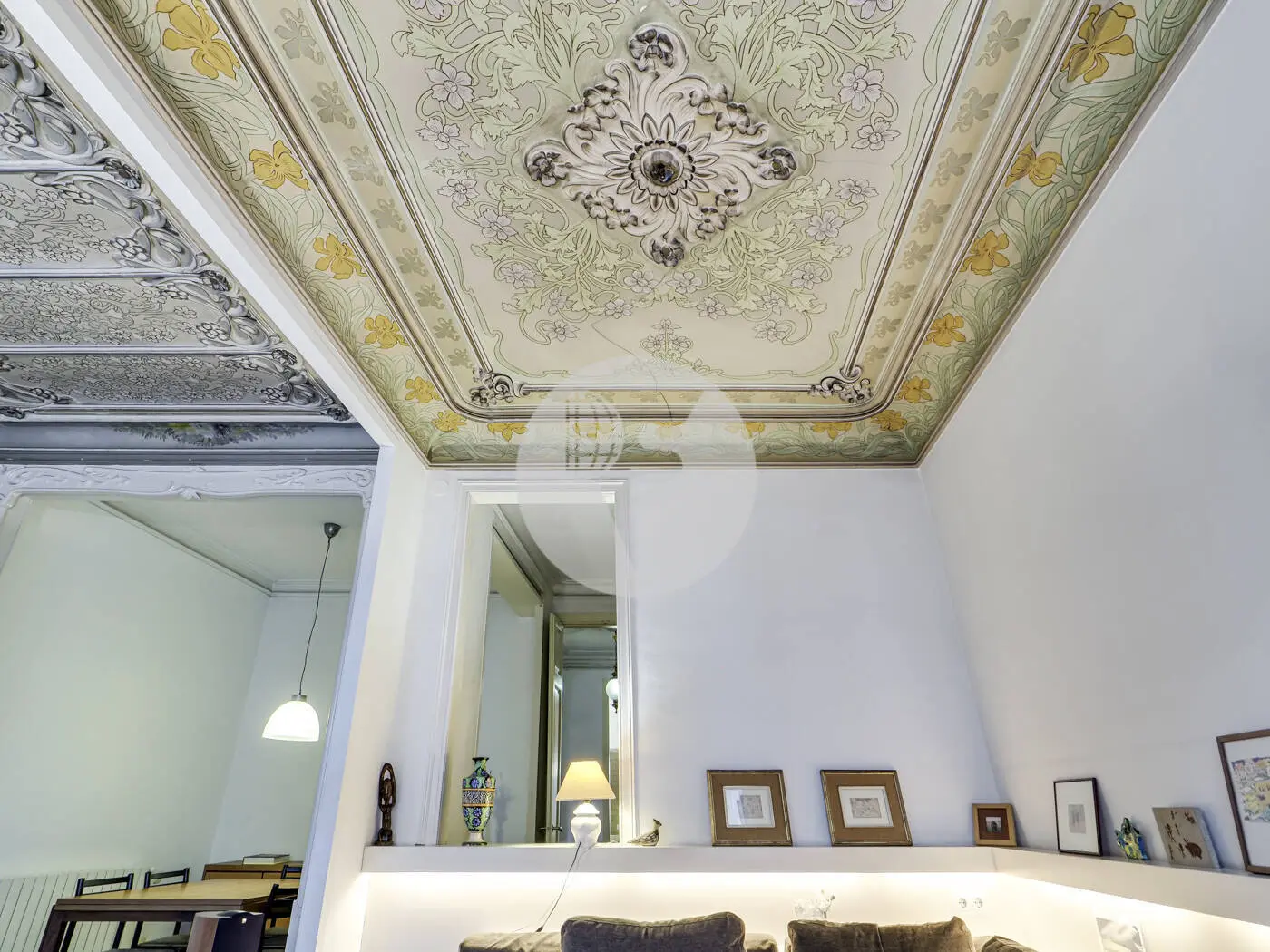 Magnificent 3 bedroom apartment in the Dreta de l'Eixample of Barcelona 53