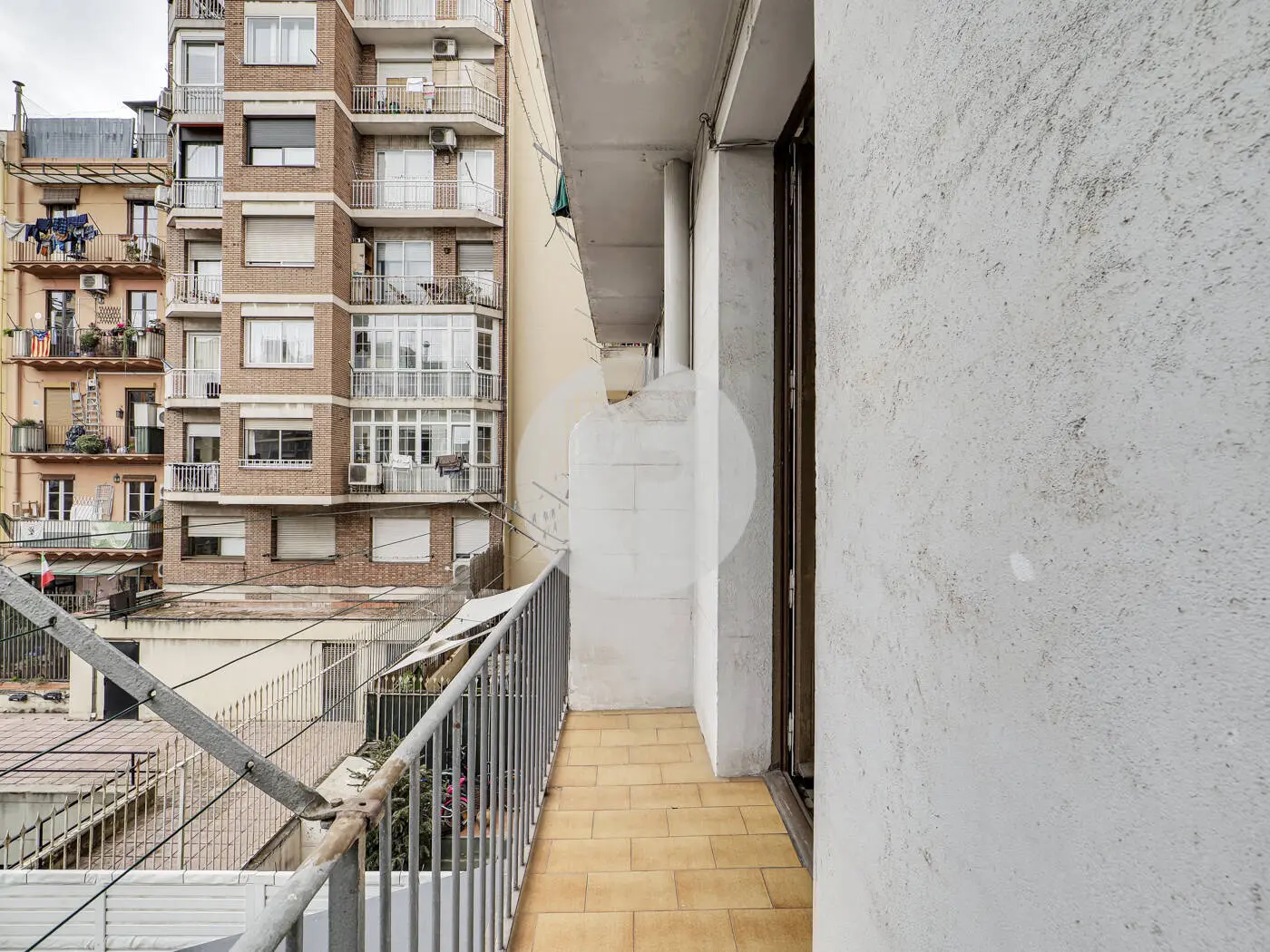 Magnificent 3 bedroom apartment in the Dreta de l'Eixample of Barcelona 35
