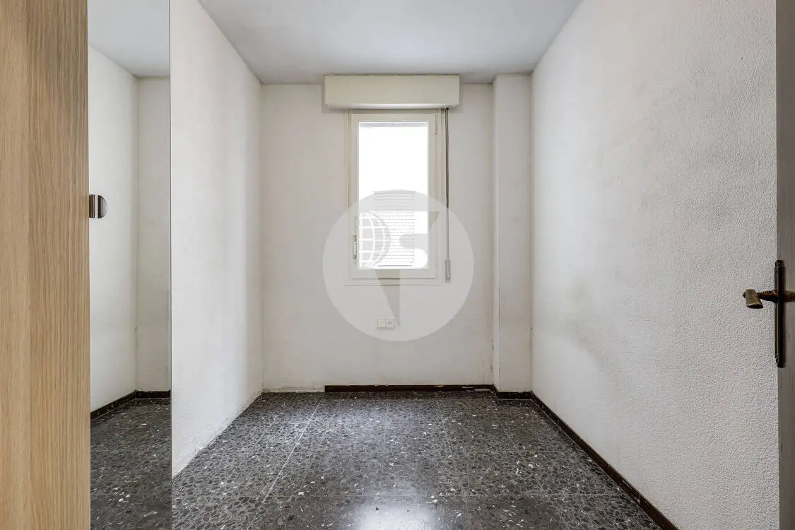 Splendid apartment for sale in the heart of the Sant Antoni neighborhood 25