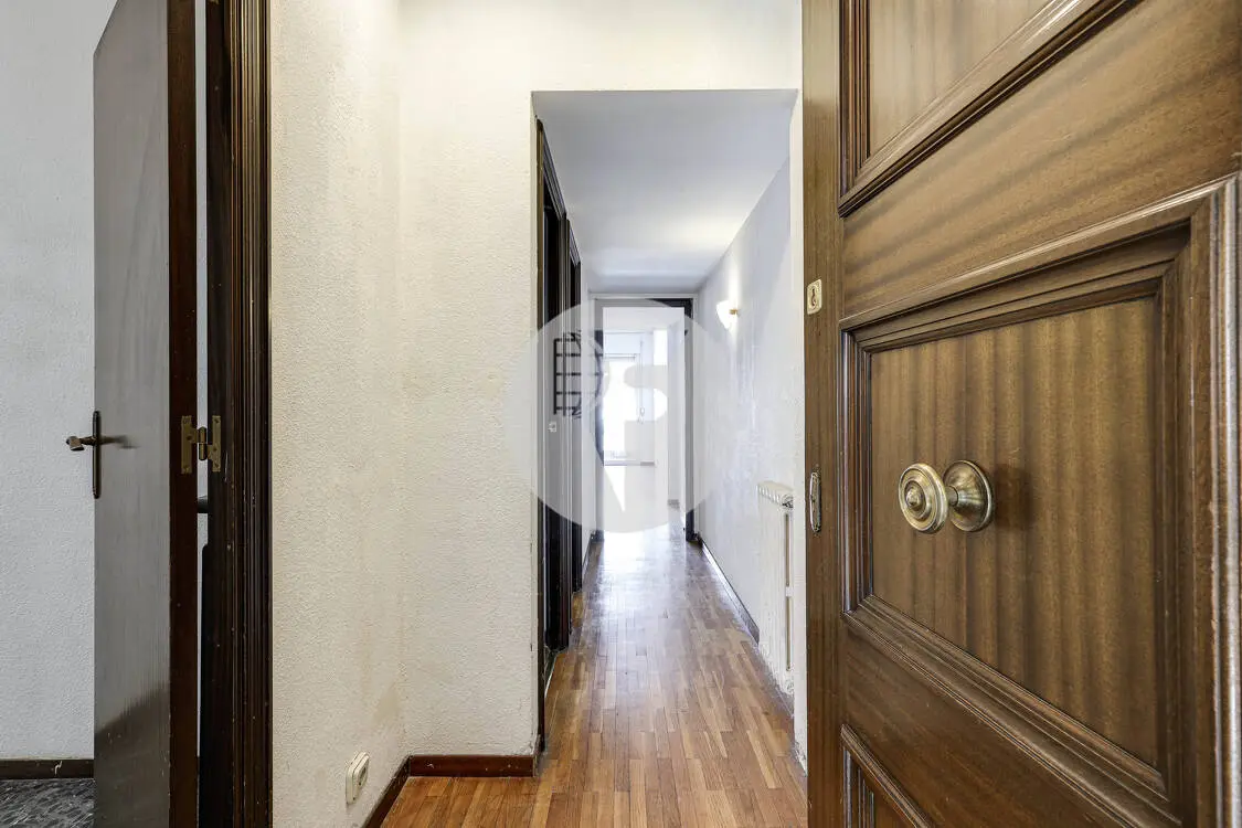 Splendid apartment for sale in the heart of the Sant Antoni neighborhood 35