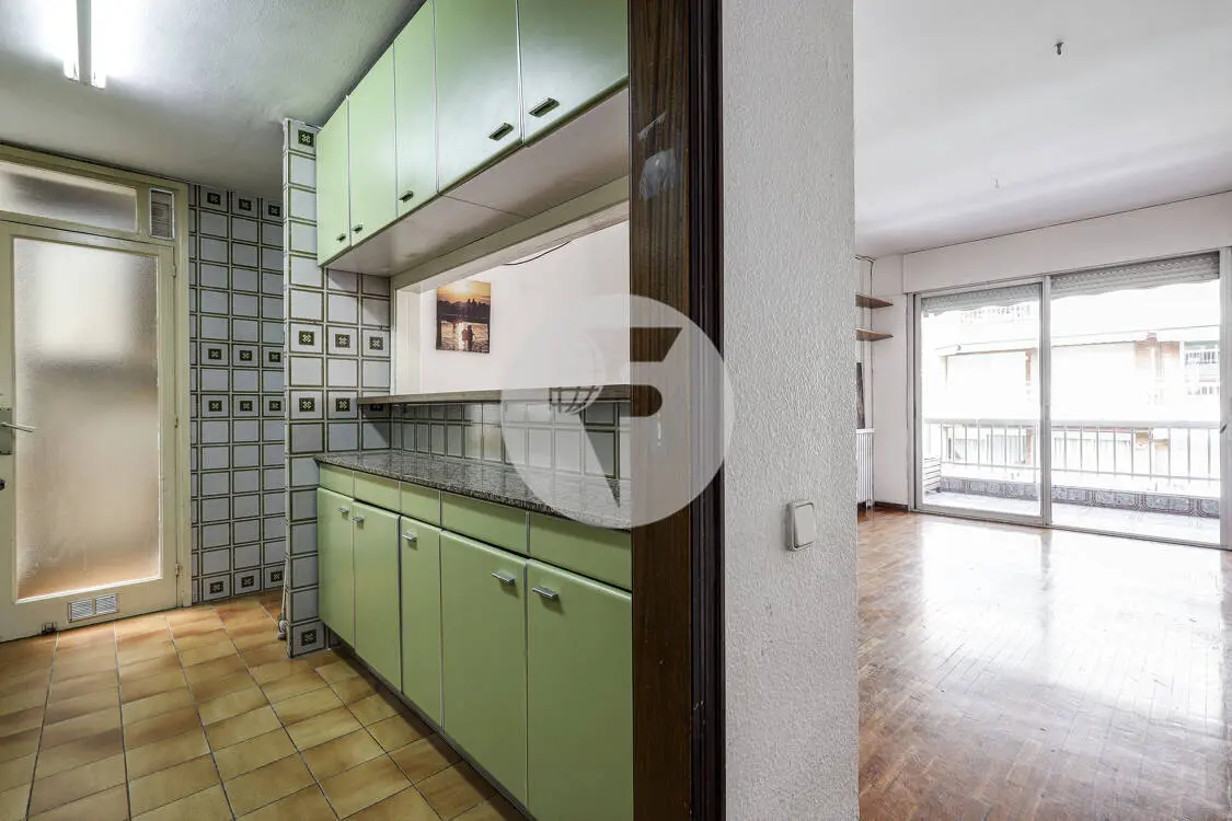 Splendid apartment for sale in the heart of the Sant Antoni neighborhood 21