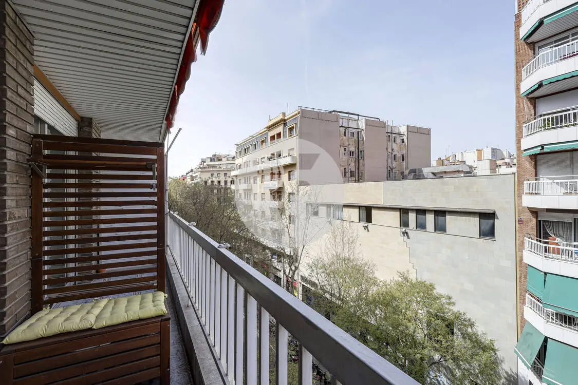 Splendid apartment for sale in the heart of the Sant Antoni neighborhood 18
