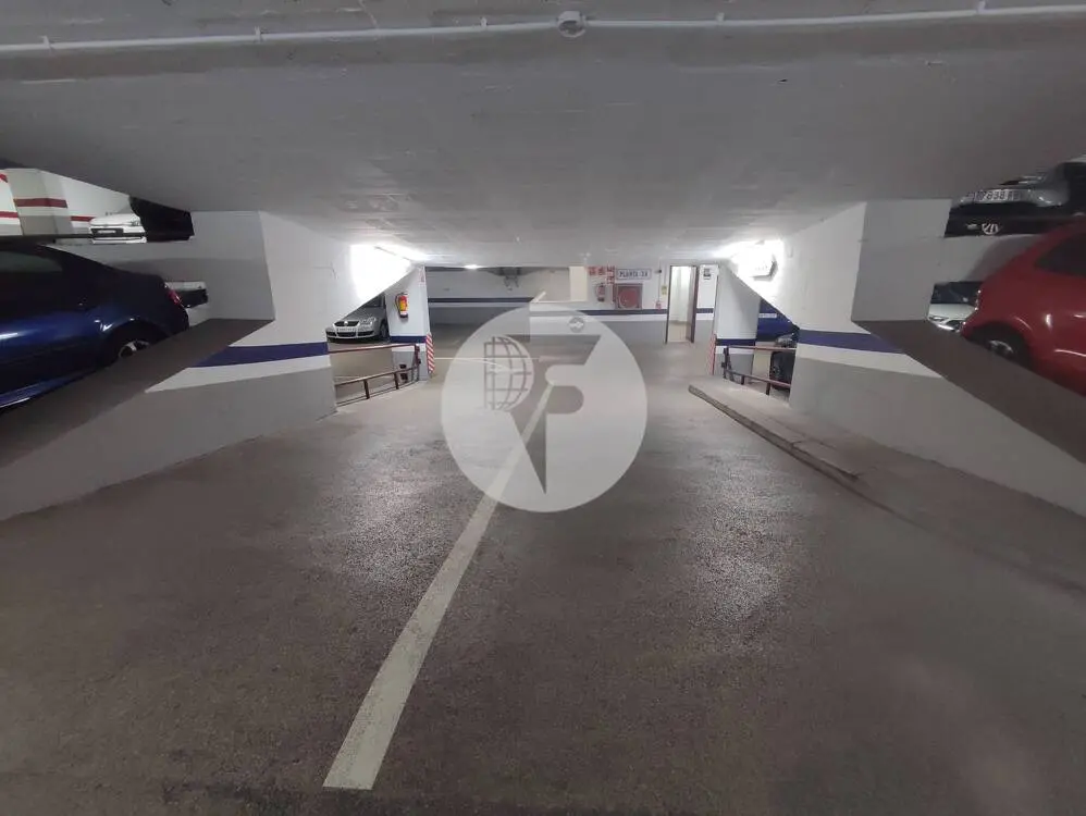 Parking space of 13,16 m² on Travessera de les Corts with Vallespir in Barcelona. 3
