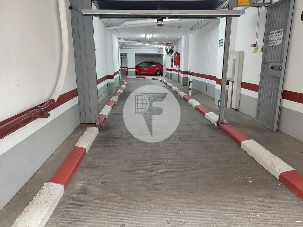 Parking space of 13,16 m² on Travessera de les Corts with Vallespir in Barcelona. 5