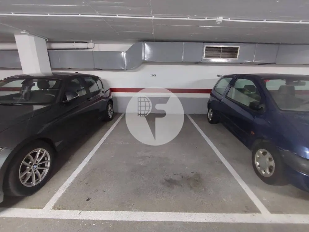 Parking space of 13,16 m² on Travessera de les Corts with Vallespir in Barcelona.
