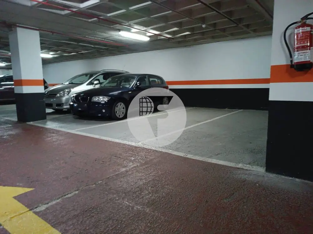 Plaça d’aparcament en venda al carrer Diputació amb Calàbria, a l’esquerre de l’Eixample 6