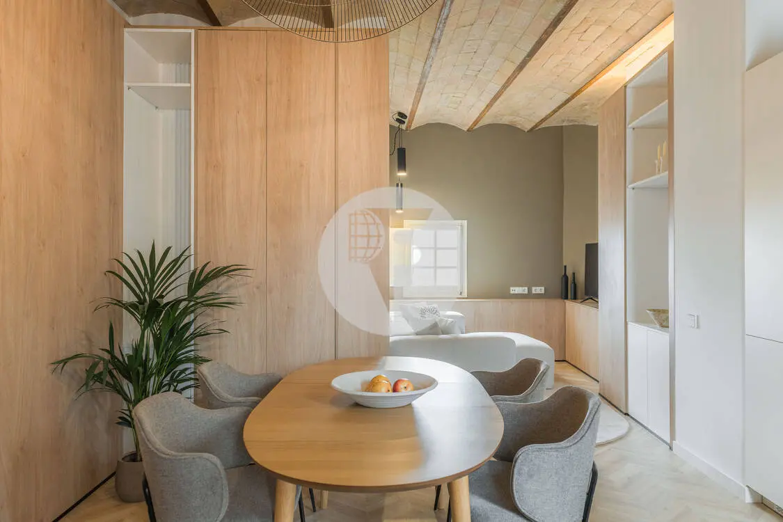Piso con encanto en finca catalogada en la Diagonal, reformado, amueblado y listo para entrar a vivir - imagen 17
