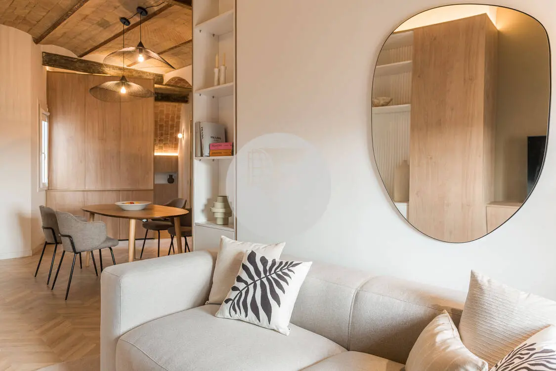 Piso con encanto en finca catalogada en la Diagonal, reformado, amueblado y listo para entrar a vivir - imagen 9
