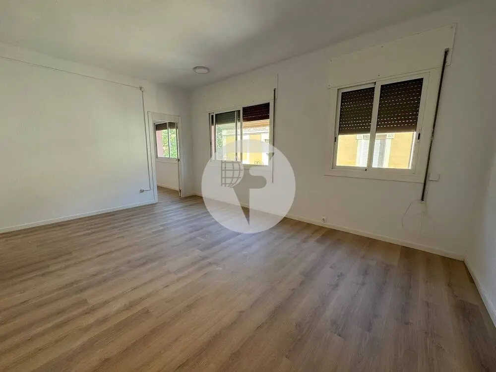 Piso en venta en Sants, en la calle Violant d’Hongria - imagen 2