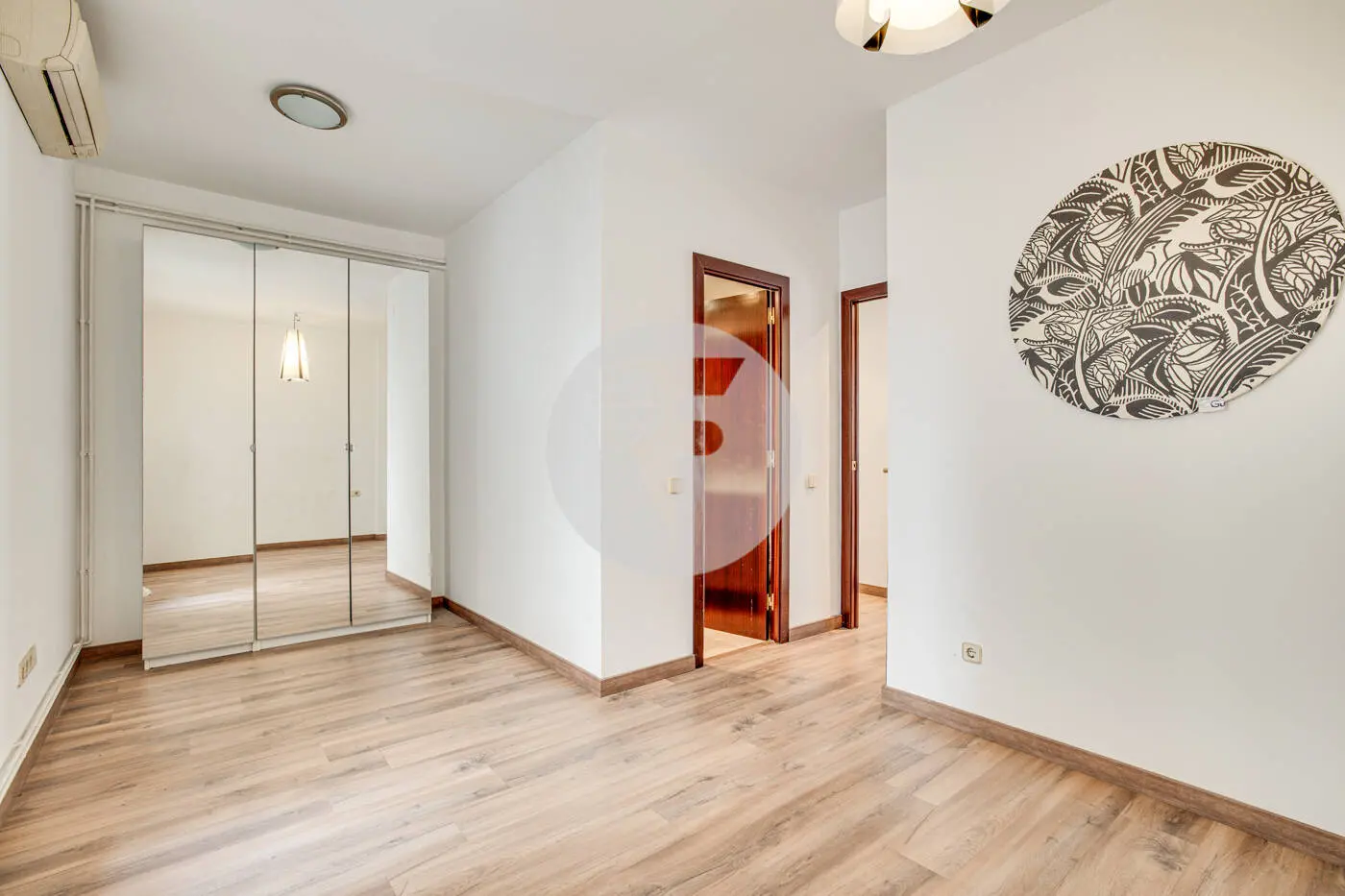 Luminoso piso exterior con opción de plaza de parking en la Nova Esquerra de l’Eixample - imagen 23