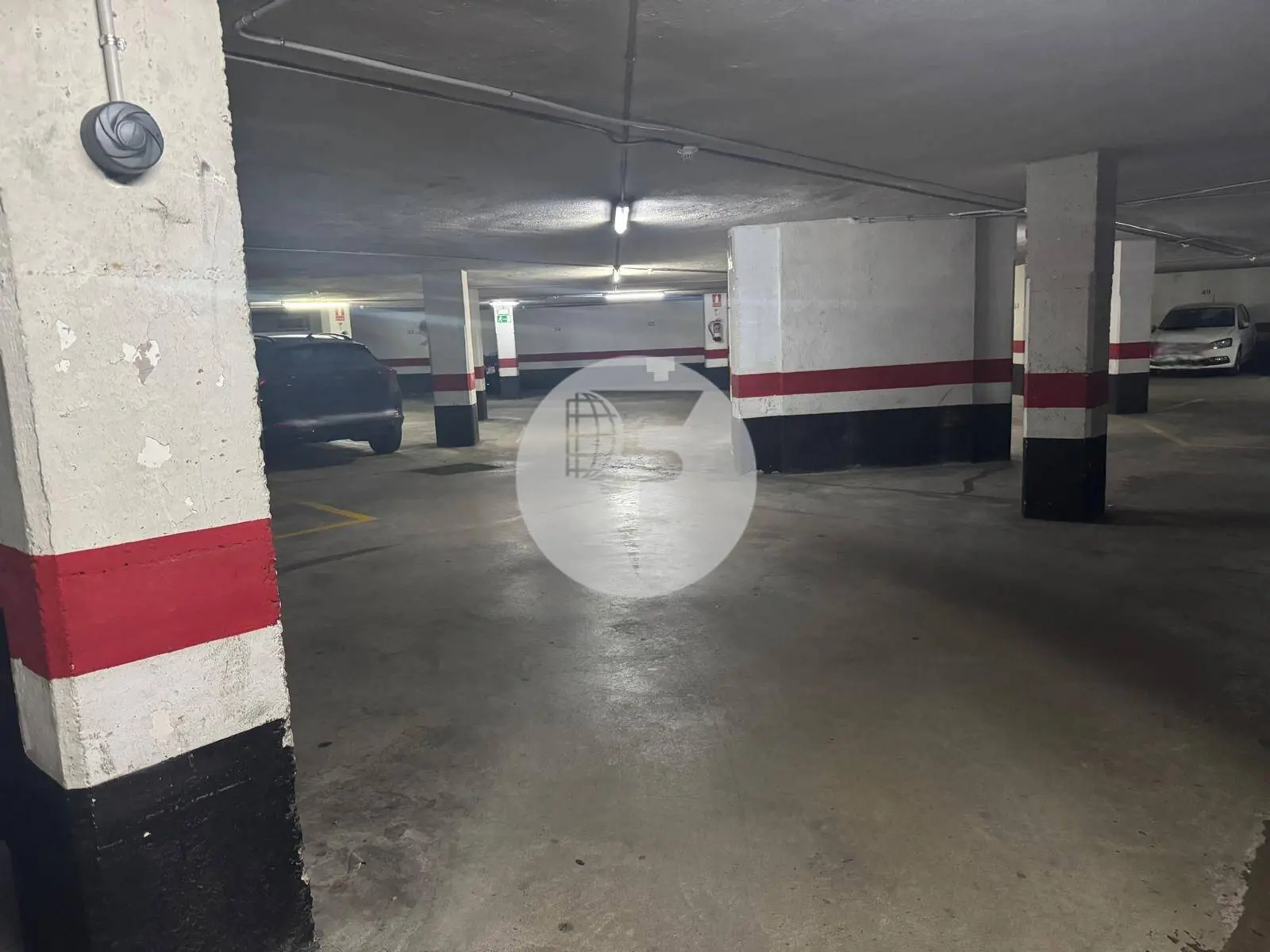 Plaza de aparcamiento cerca de Sants Estació - imagen 6