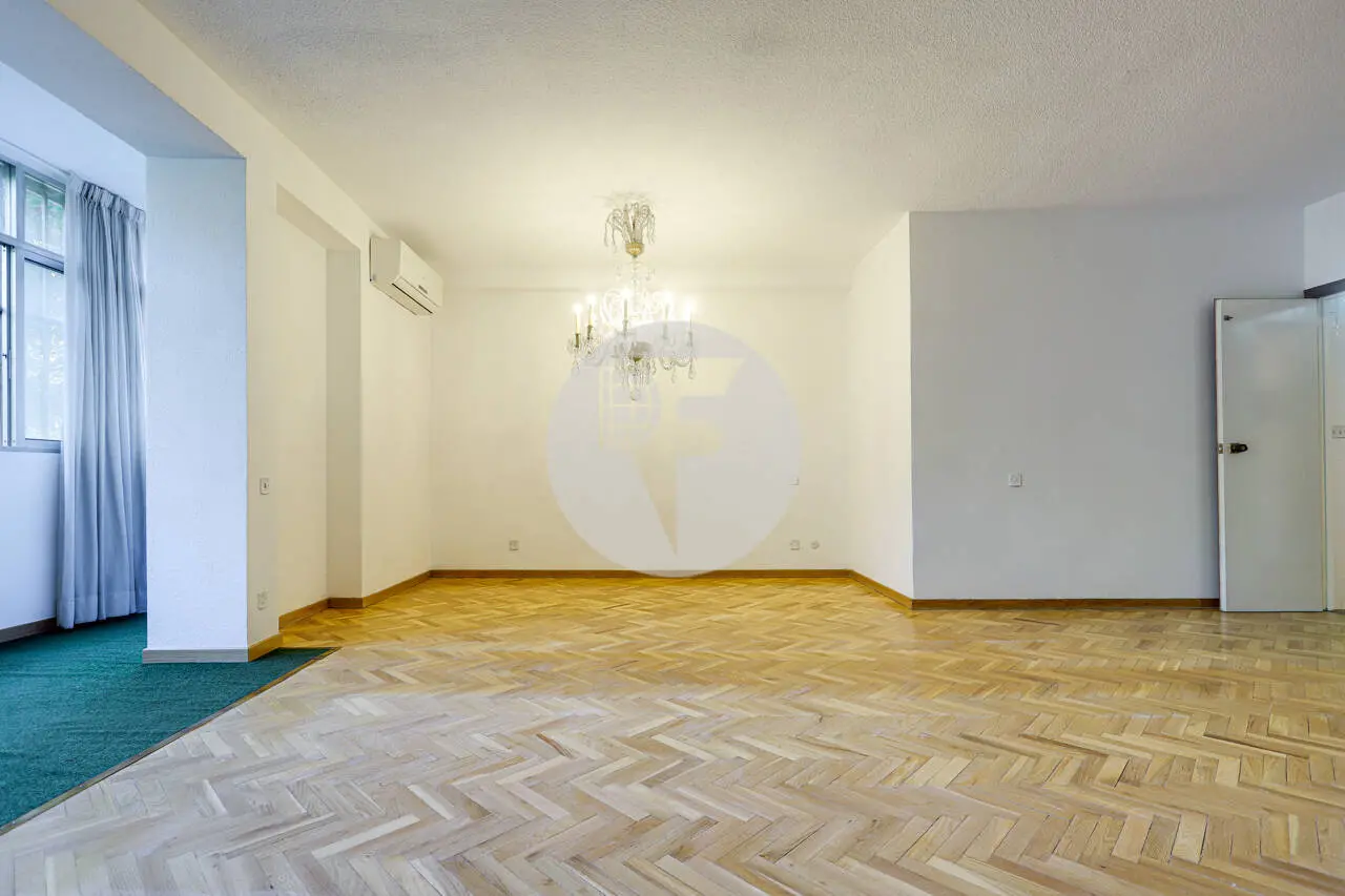 Piso en venta en calle Condado de Treviño - imagen 4