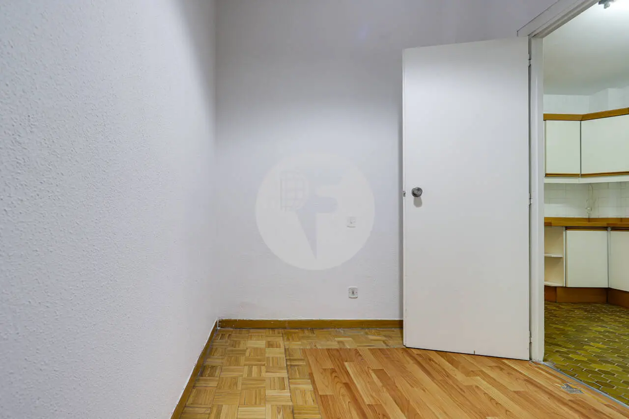 Piso en venta en calle Condado de Treviño - imagen 21
