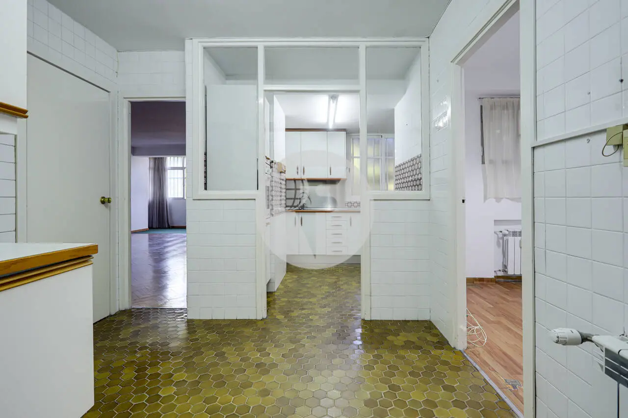 Piso en venta en calle Condado de Treviño - imagen 9