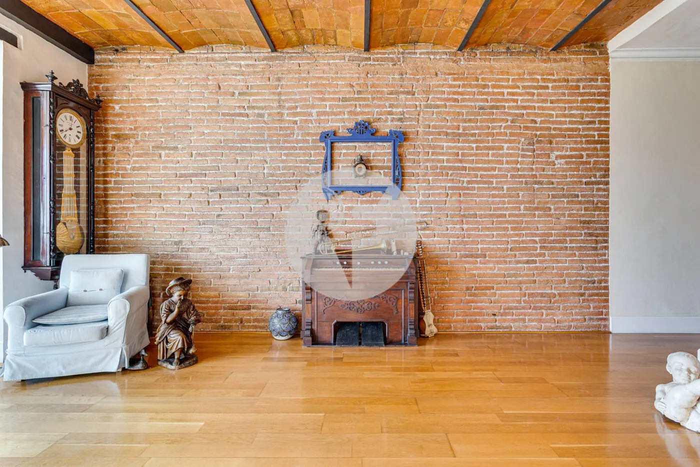 Singular vivienda de 188 m² ubicada junto al Mercat del Ninot, Barcelona - imagen 9