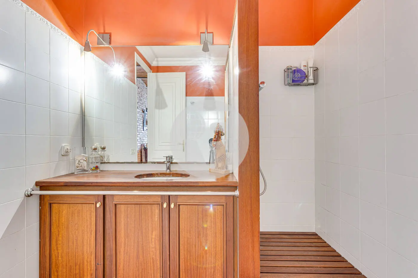 Singular vivienda de 188 m² ubicada junto al Mercat del Ninot, Barcelona - imagen 53