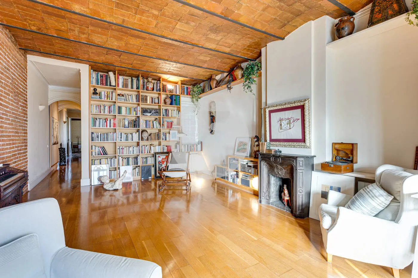 Singular vivienda de 188 m² ubicada junto al Mercat del Ninot, Barcelona - imagen 5