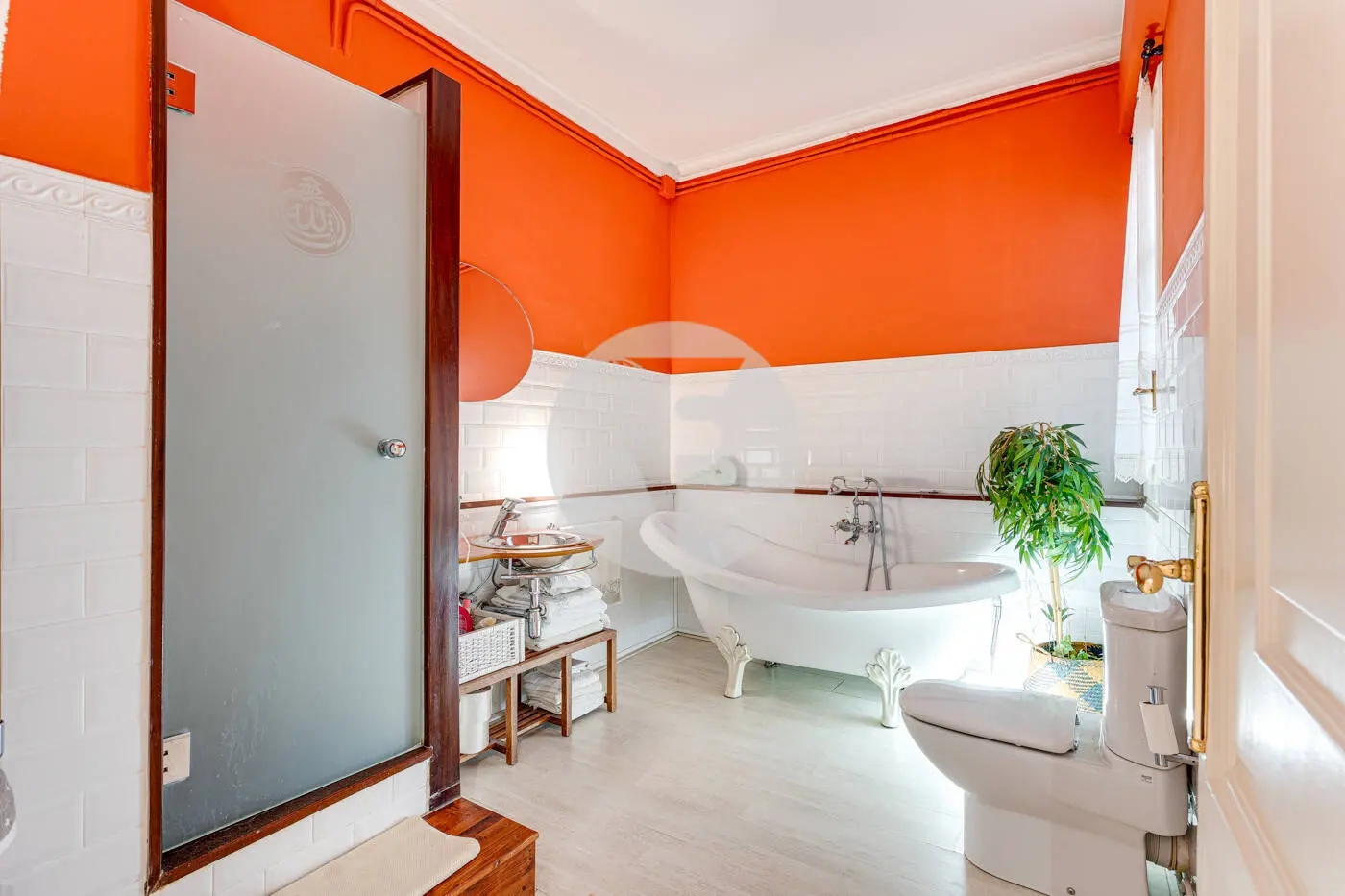Singular vivienda de 188 m² ubicada junto al Mercat del Ninot, Barcelona - imagen 45