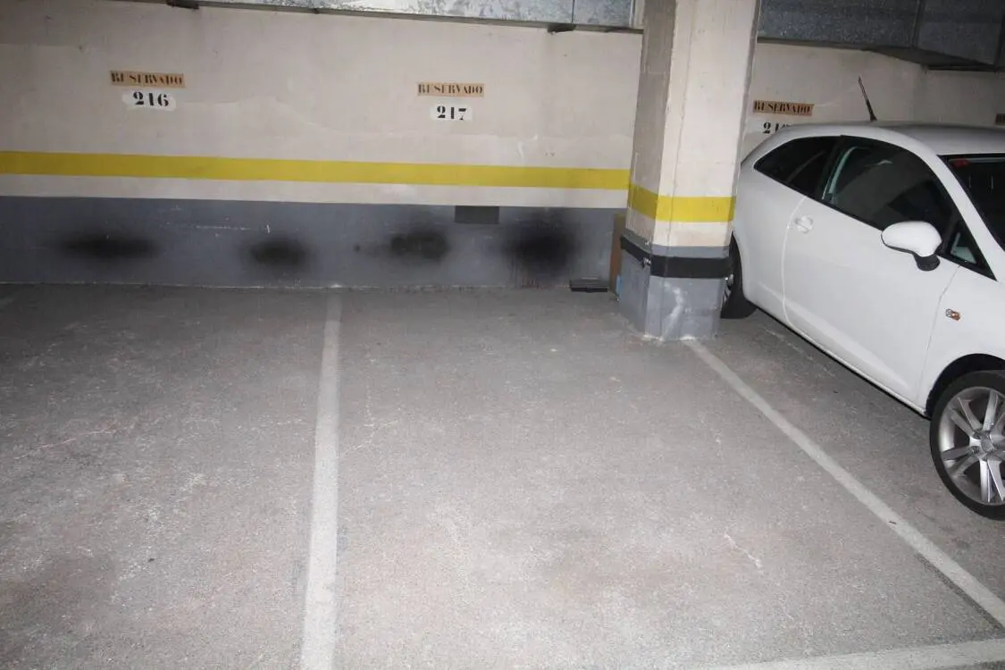 Parking space for sale in Travessera de les Corts, Barcelona 7