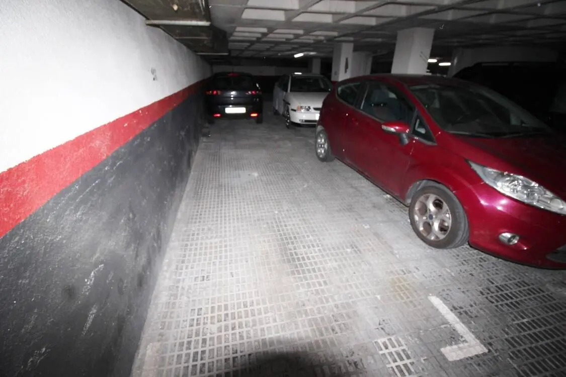 Parking space in the Sant Antoni district of Barcelona 11