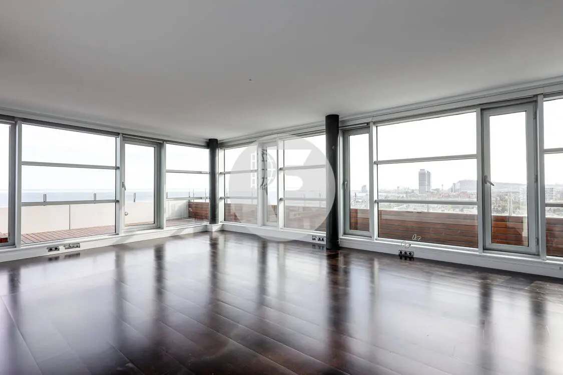 Penthouse for sale on the seafront with panoramic views, in Poblenou  4