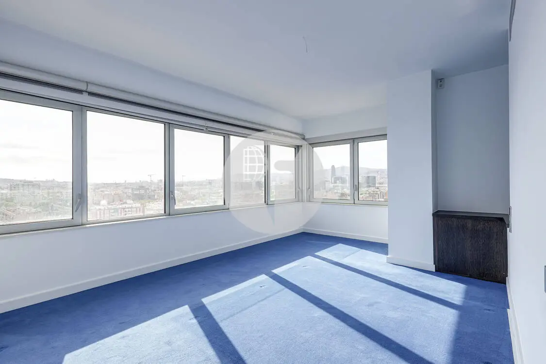 Penthouse for sale on the seafront with panoramic views, in Poblenou  19