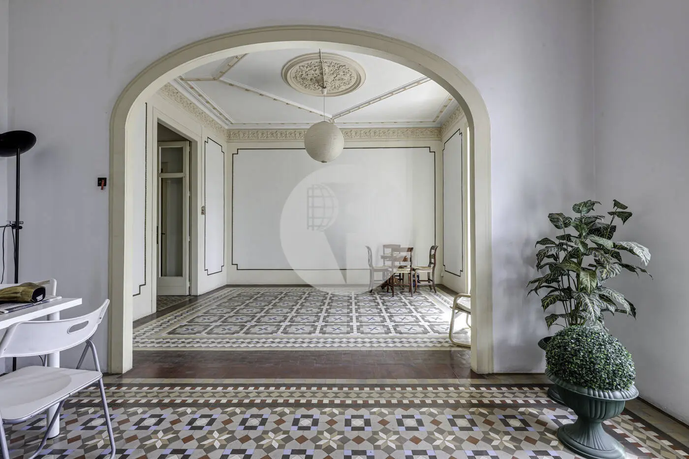 Impresionante piso en elegante finca modernista del Eixample 3