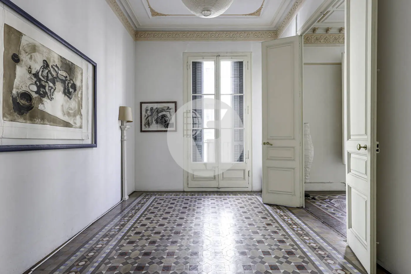 Impresionante piso en elegante finca modernista del Eixample 24
