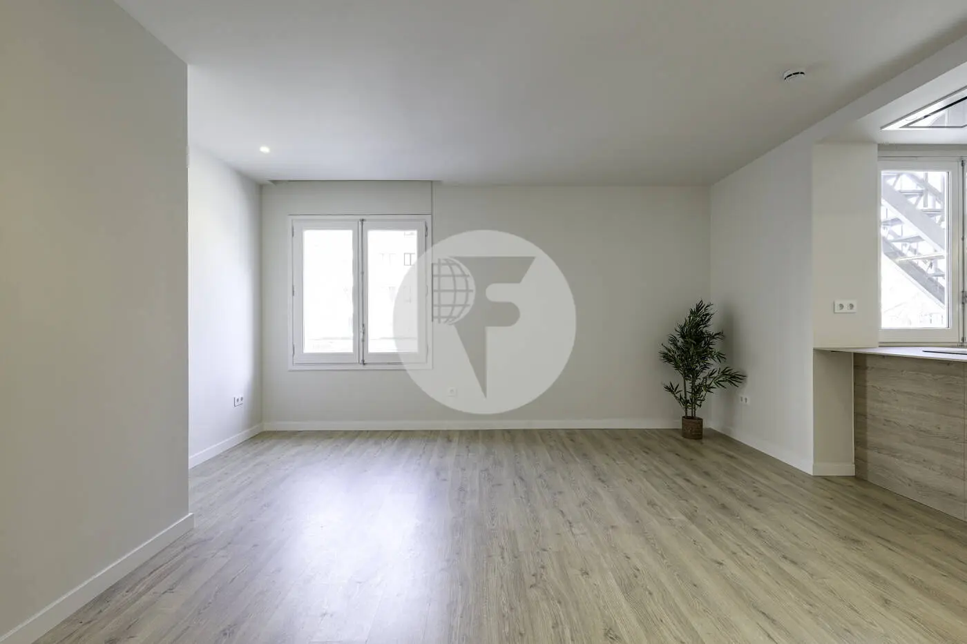 Spectacular apartment in the Eixample completely renovated. 2