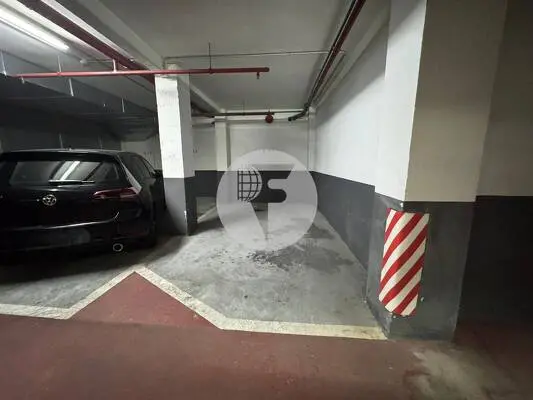 Plaza de aparcamiento en venta en la calle Bruniquer, en el barrio de Gràcia