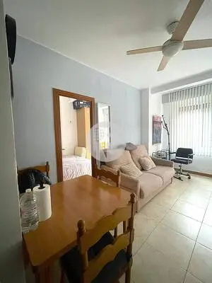 Piso en venta en calle Elkano – Inversión con inquilino hasta junio de 2028