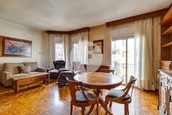 Piso en venta en La Nova Esquerra de l’Eixample