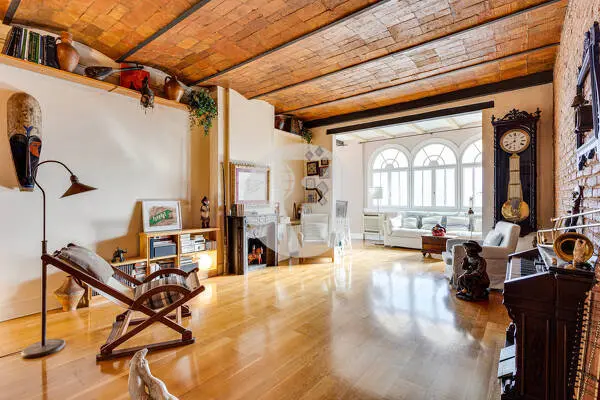 Singular vivienda de 188 m² ubicada junto al Mercat del Ninot, Barcelona