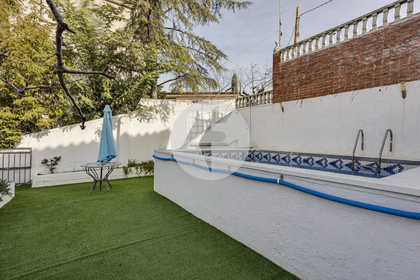  Casa amb jardí i piscina a La Miranda. 29