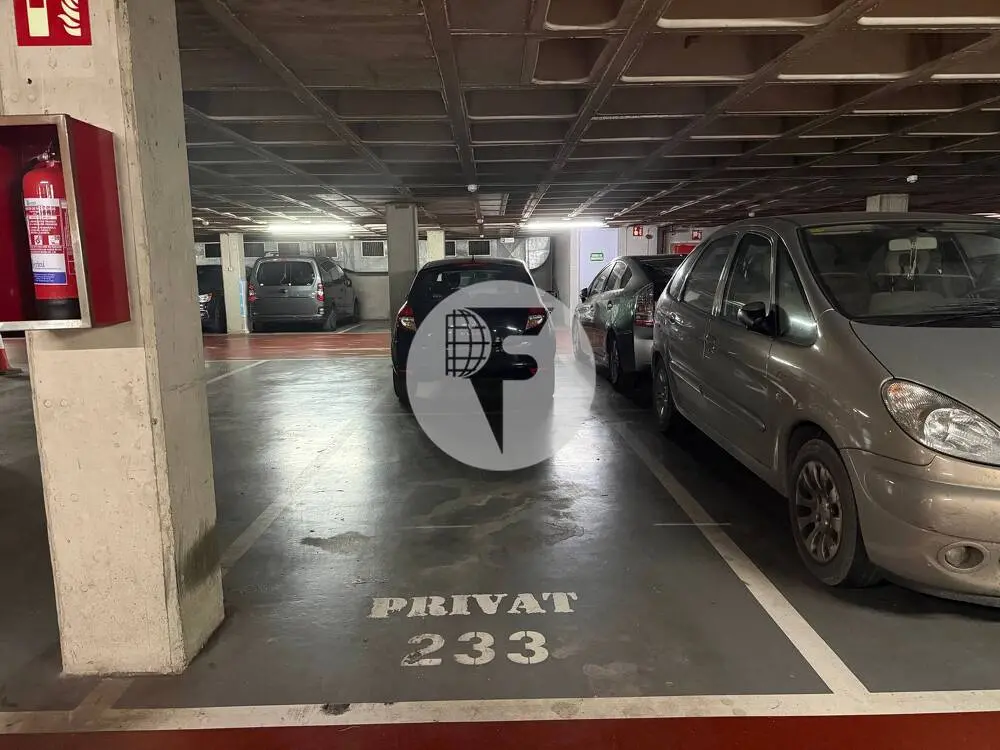 Plaza de aparcamiento en venta en Sant Antoni (Eixample)
