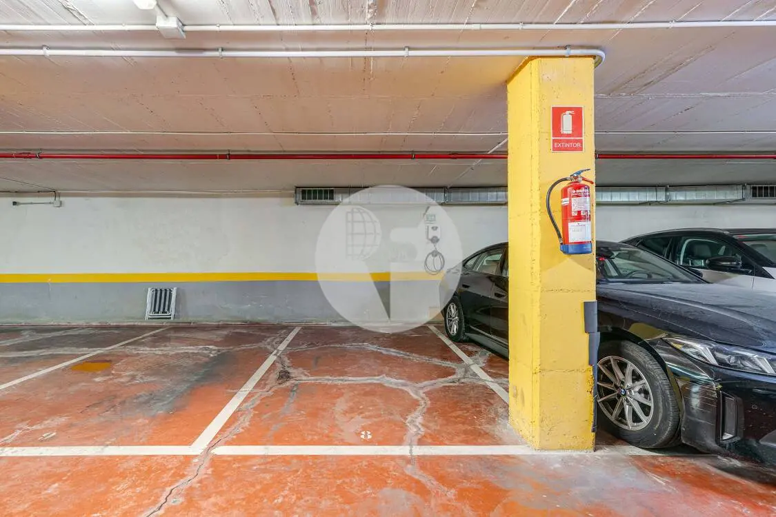 Planta baja en venta con parking y trastero incluidos – Inmueble alquilado en Pere IV (Barcelona) - imagen 27