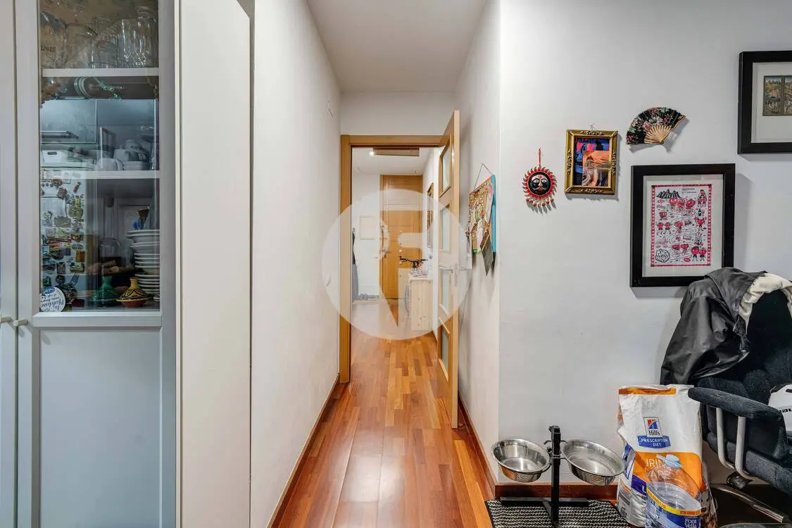 Planta baja en venta con parking y trastero incluidos – Inmueble alquilado en Pere IV (Barcelona) - imagen 18