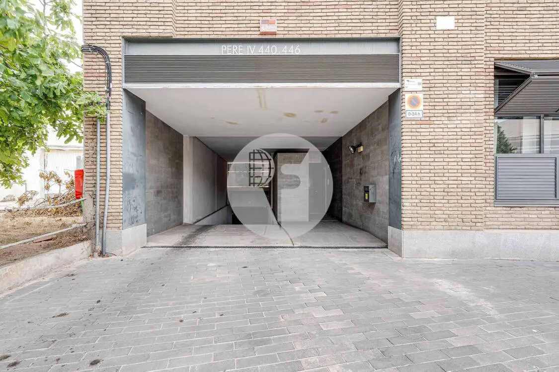 Planta baja en venta con parking y trastero incluidos – Inmueble alquilado en Pere IV (Barcelona) - imagen 28