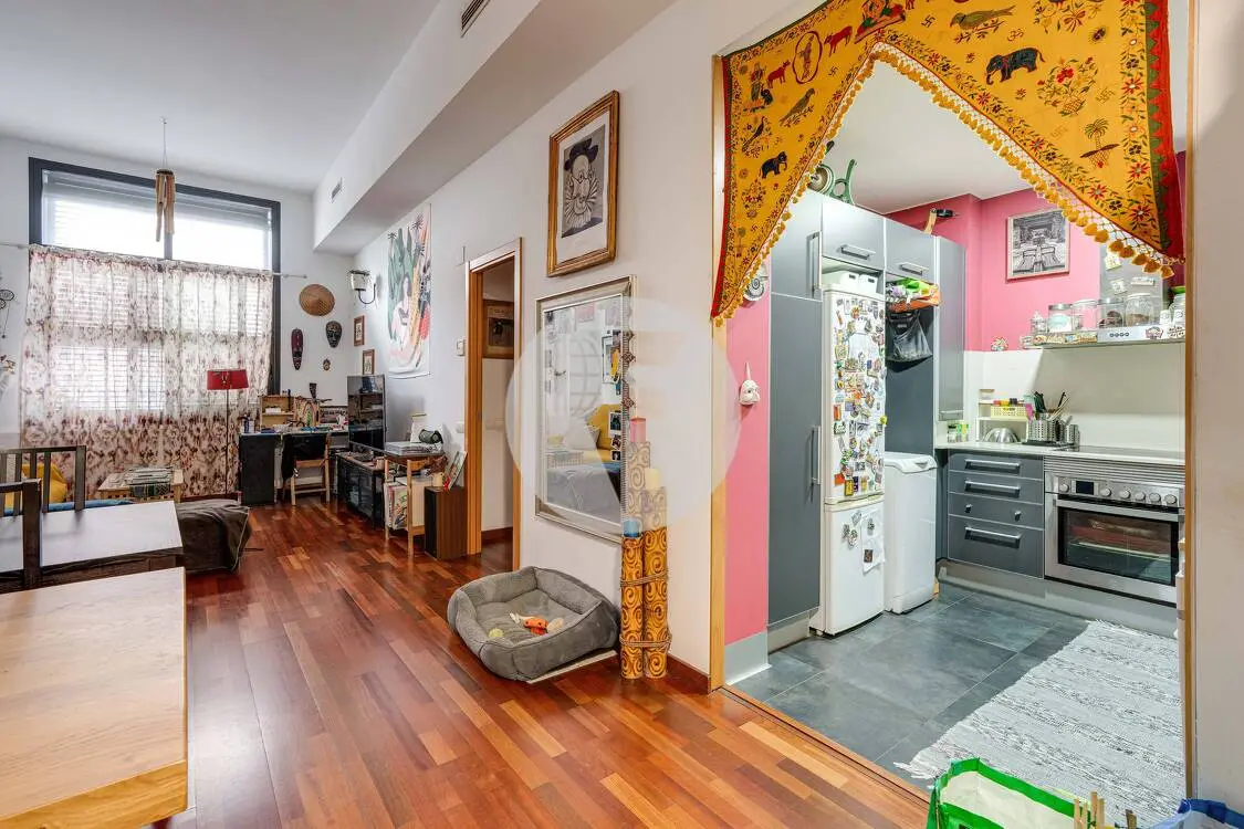 Planta baja en venta con parking y trastero incluidos – Inmueble alquilado en Pere IV (Barcelona) - imagen 6