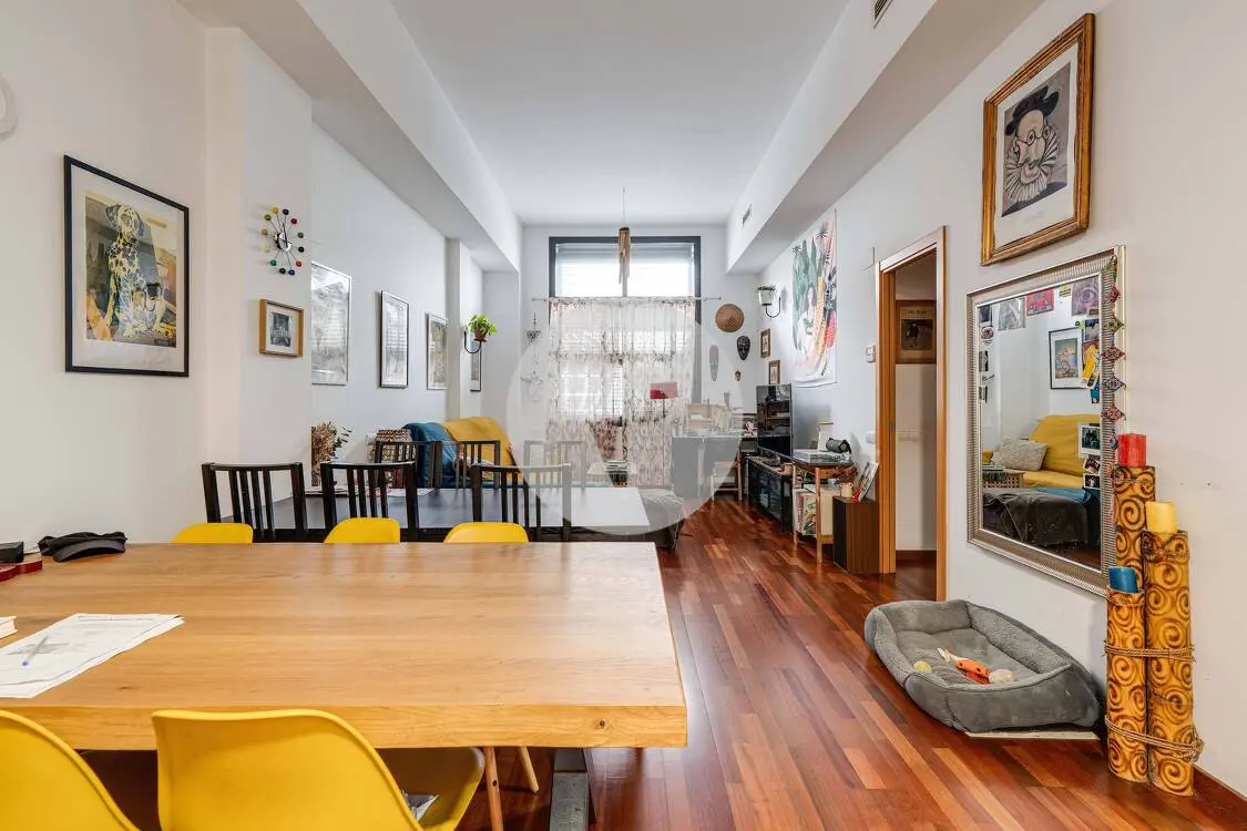 Planta baja en venta con parking y trastero incluidos – Inmueble alquilado en Pere IV (Barcelona) - imagen 5