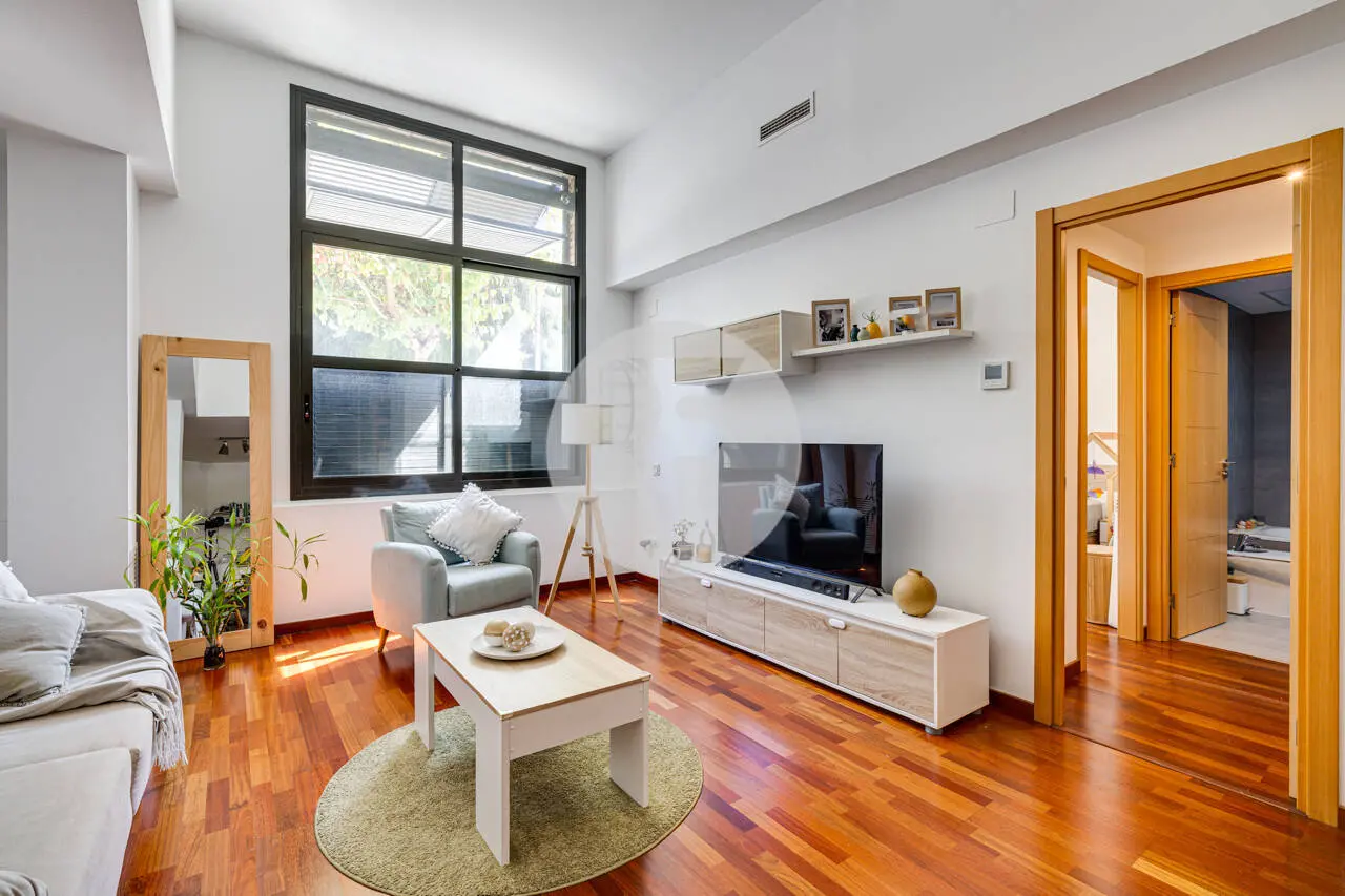 Planta baja en venta con parking y trastero incluidos – Inmueble alquilado en Pere IV (Barcelona) - imagen 12