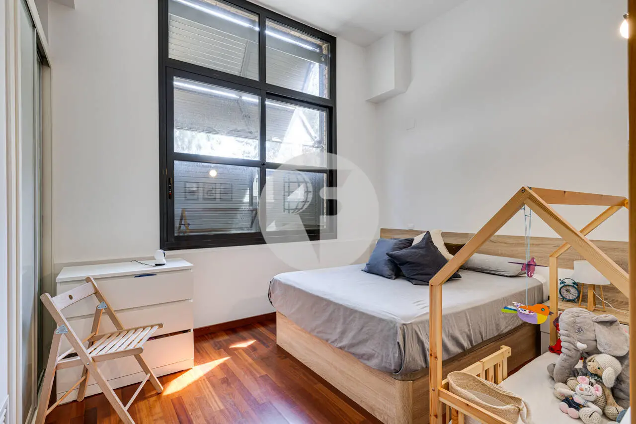 Planta baja en venta con parking y trastero incluidos – Inmueble alquilado en Pere IV (Barcelona) - imagen 19