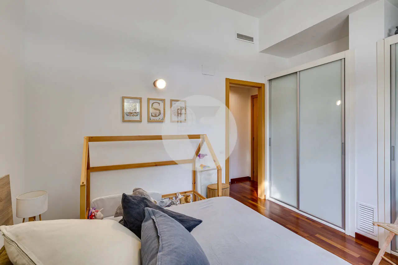 Planta baja en venta con parking y trastero incluidos – Inmueble alquilado en Pere IV (Barcelona) - imagen 22