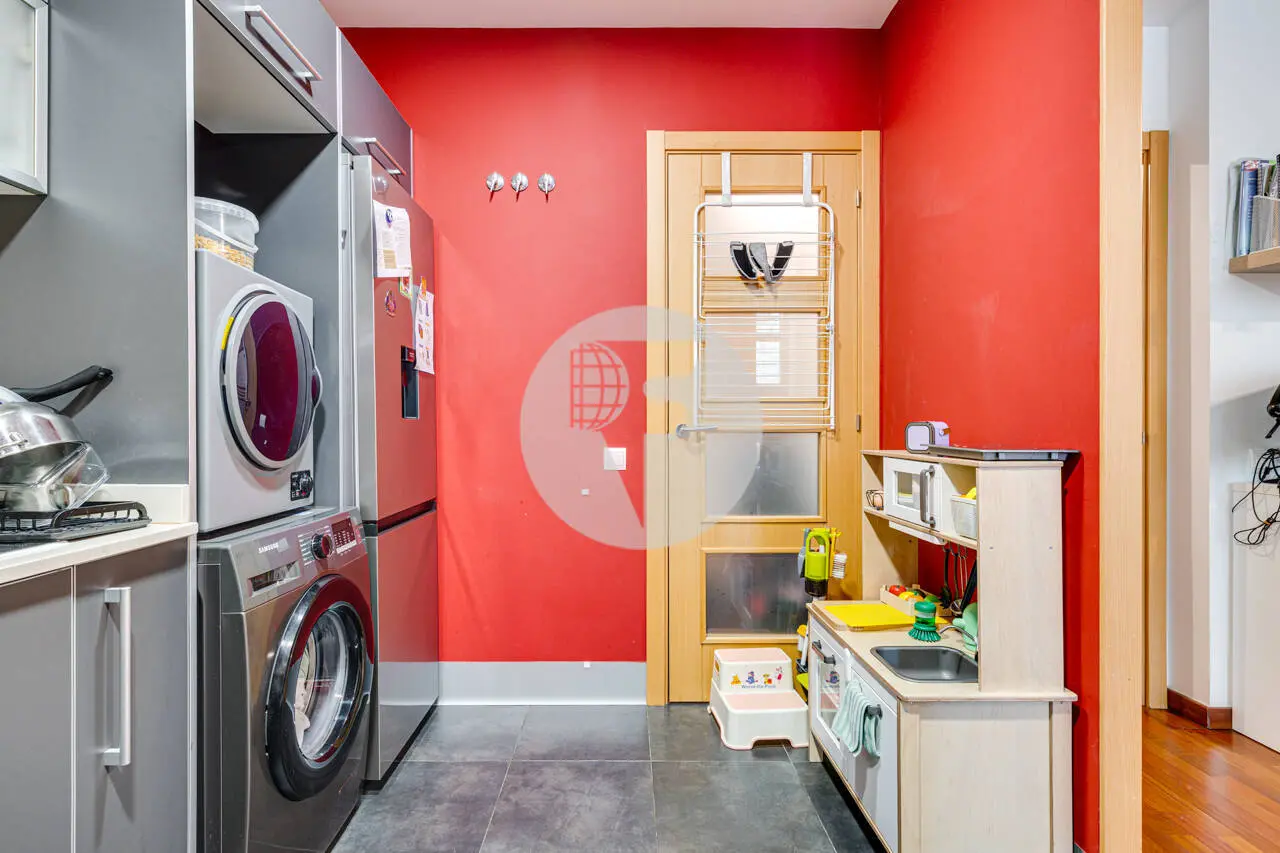 Planta baja en venta con parking y trastero incluidos – Inmueble alquilado en Pere IV (Barcelona) - imagen 17