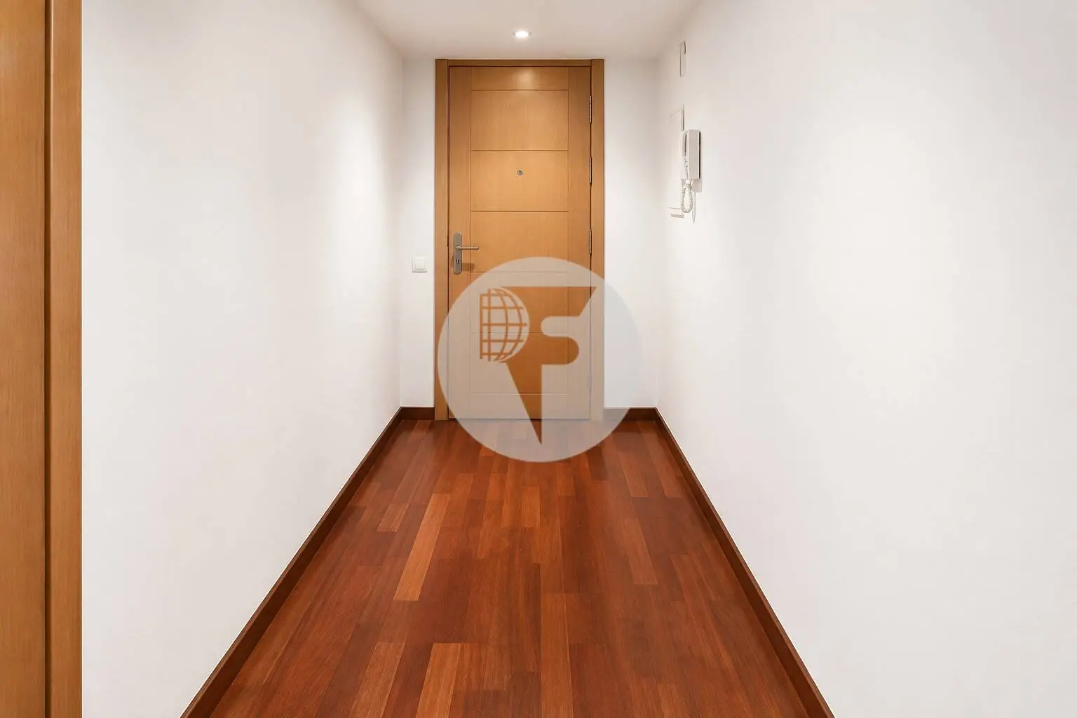 Dúplex en venta con parking y trastero incluidos – Inmueble alquilado en Pere IV (Barcelona) - imagen 7