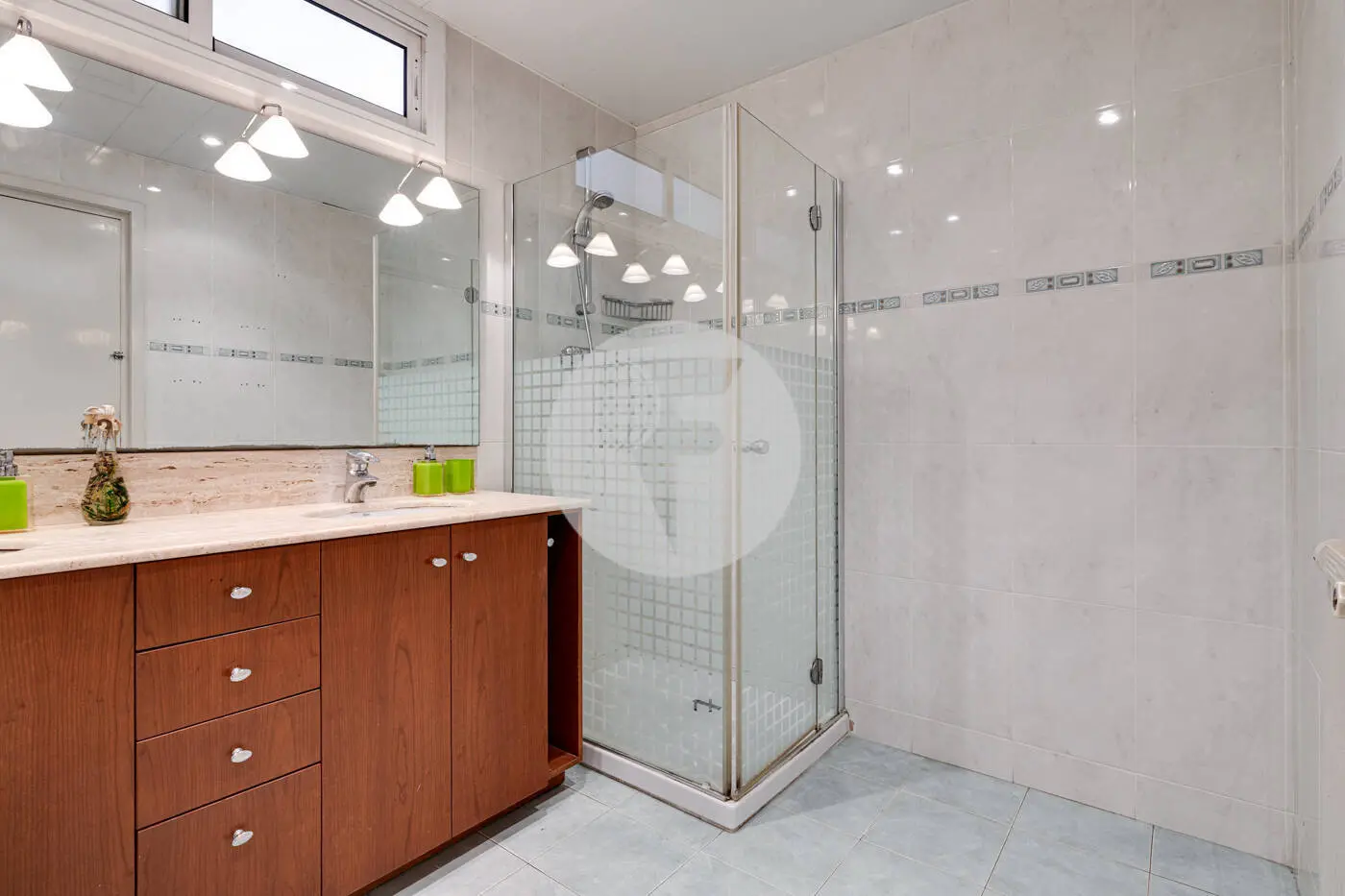 Residencia exclusiva con amplia terraza en Gran Via – Eixample de Barcelona - imagen 29