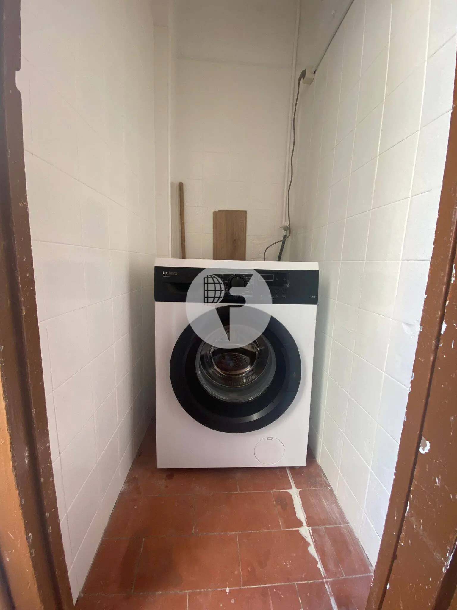 Piso reformado con balcón junto al Mercat de Sant Antoni - imagen 6