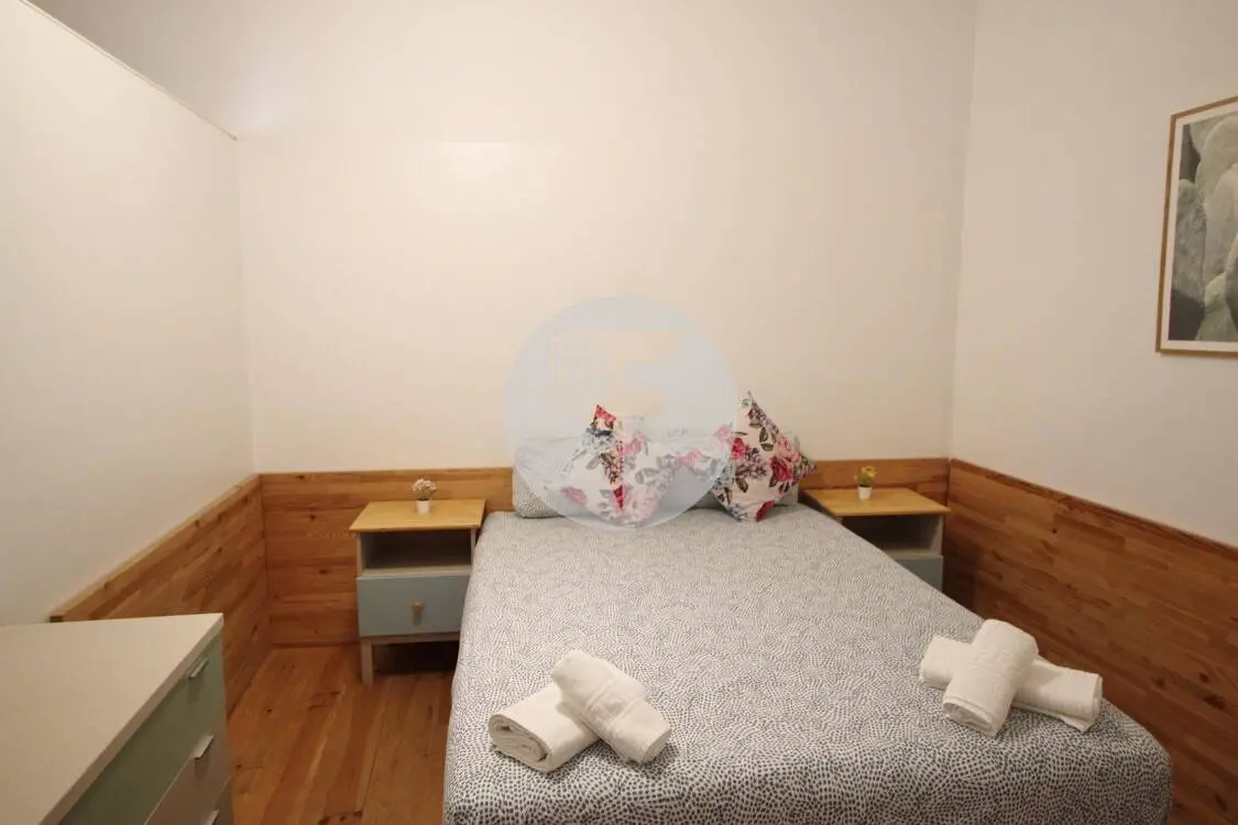 Piso con terraza y licencia turística en El Raval - imagen 14